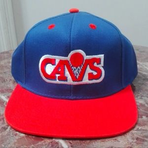 NWT Hardwood Classics Cavs Snapback